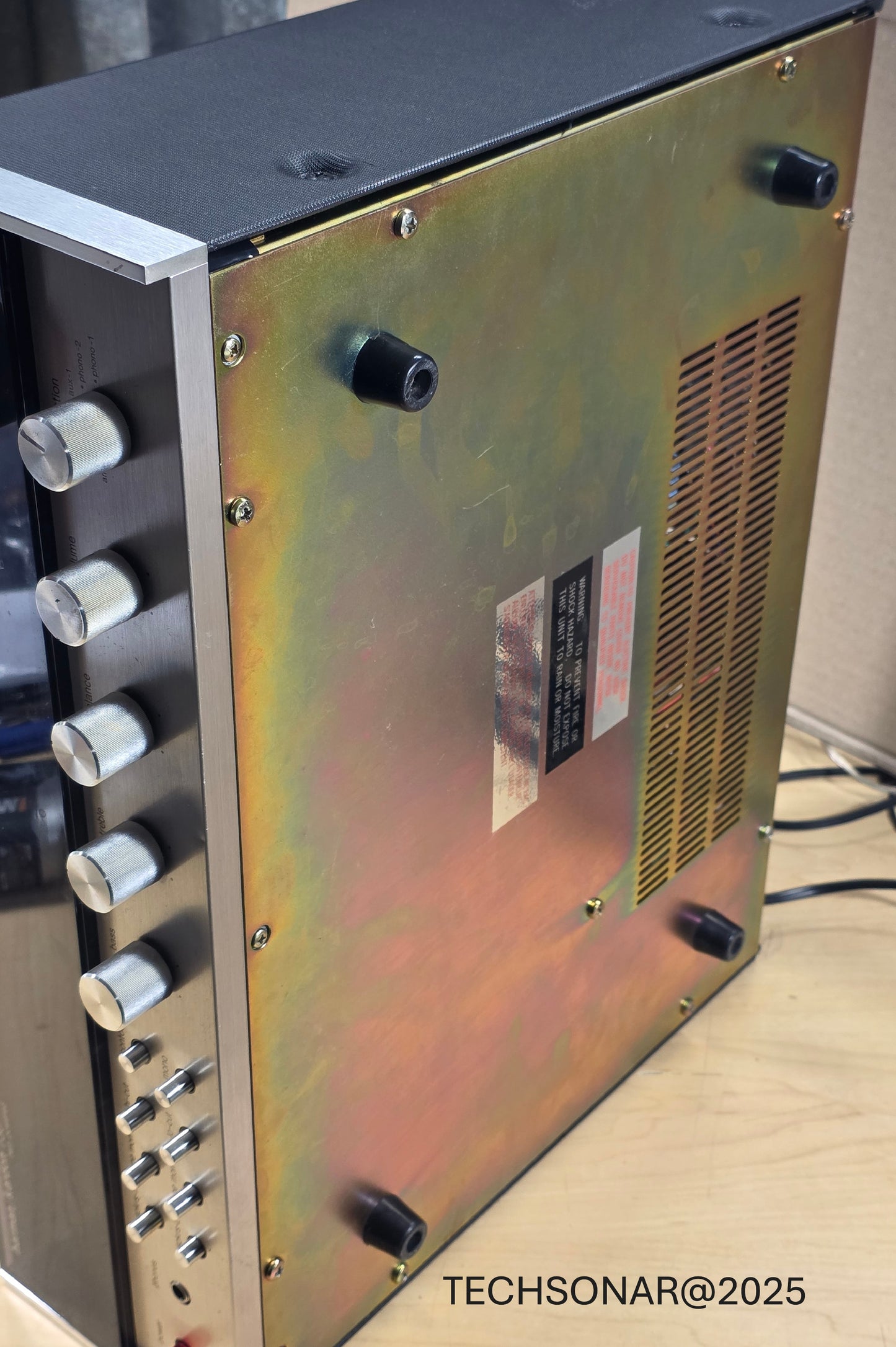 harman/kardon 730 Twin Power AM/FM Stereo Receiver (1976)