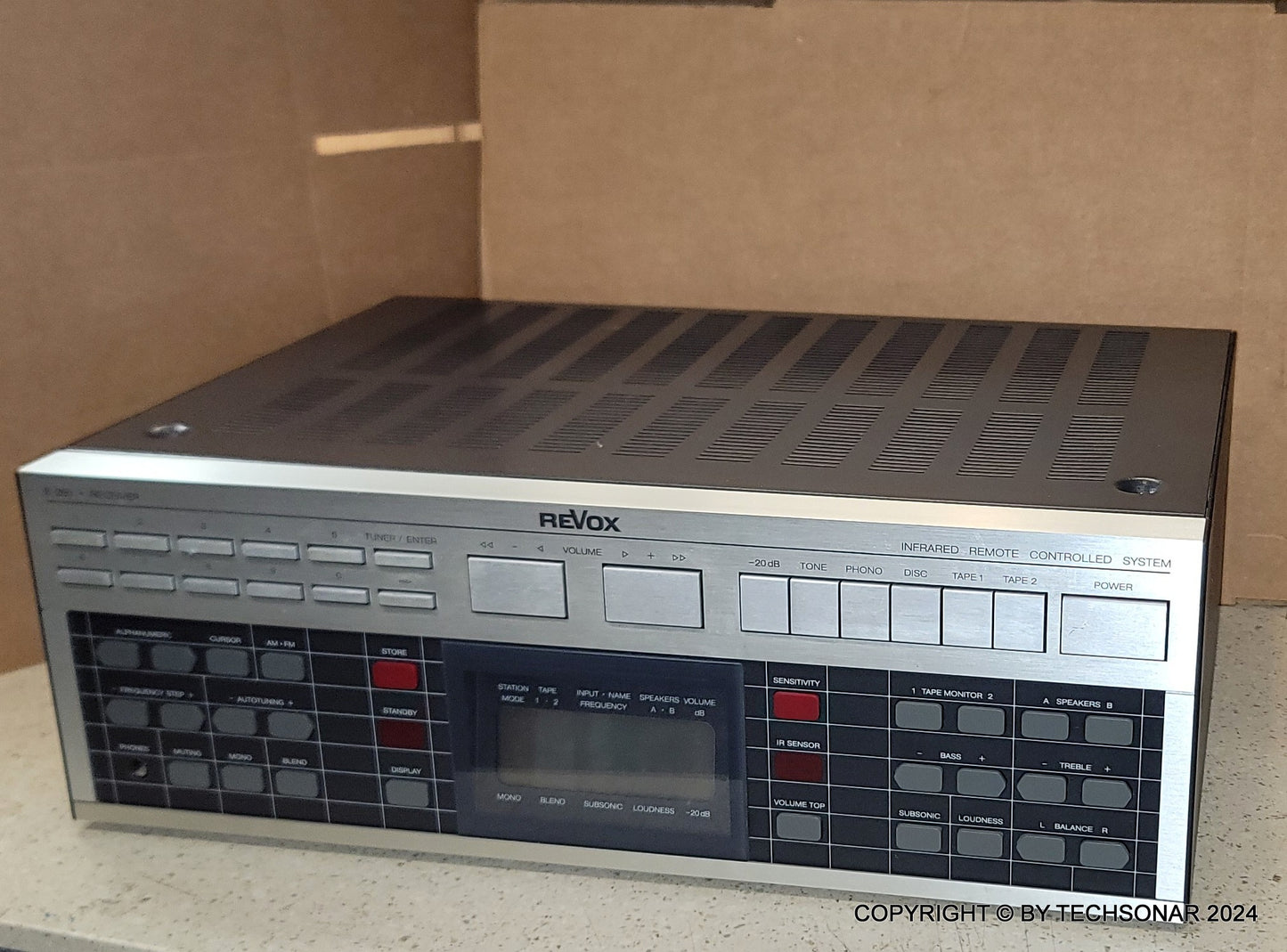 REVOX B285 Stereo Receiver, NOT WORKING, FOR REPAIR with Service manual